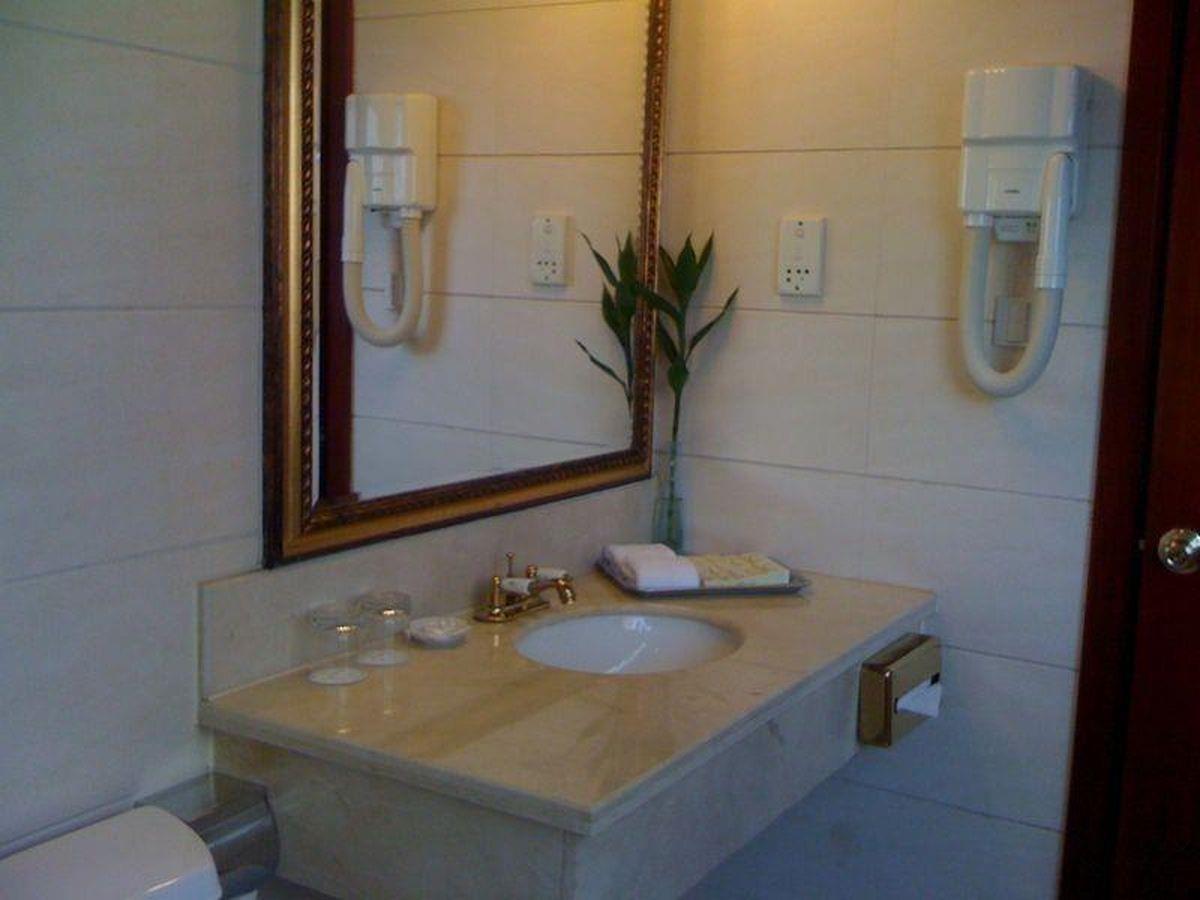 New East Asia Hotel Shanghai Exterior foto